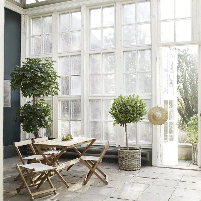 BM5768 Outdoor – Carl Hansen at Mesmetric