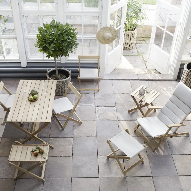 BM5768 Outdoor – Carl Hansen at Mesmetric