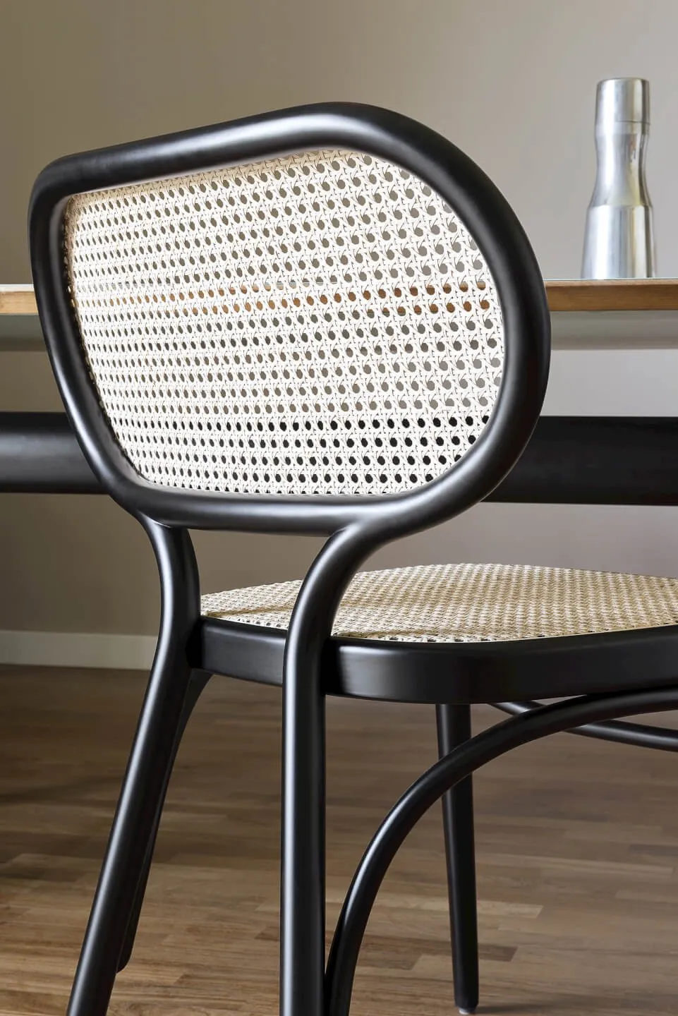 Bodystuhl - Gebrüder Thonet Vienna w Mesmetric