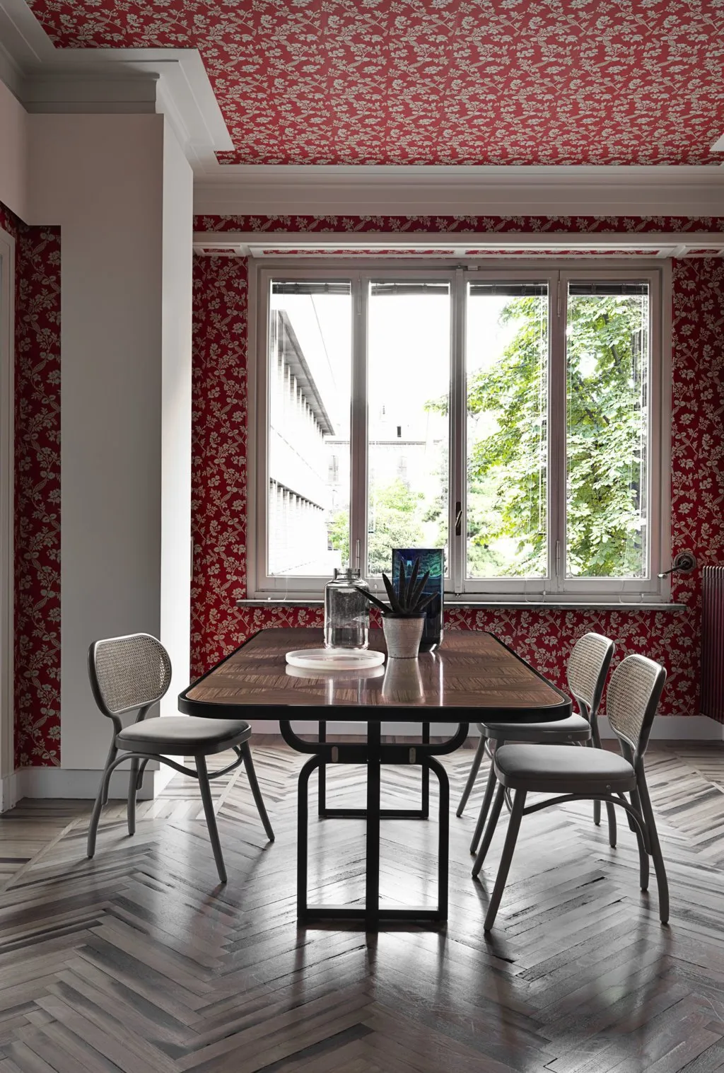 Bodystuhl upholstered seat – Gebrüder Thonet Vienna at Mesmetric