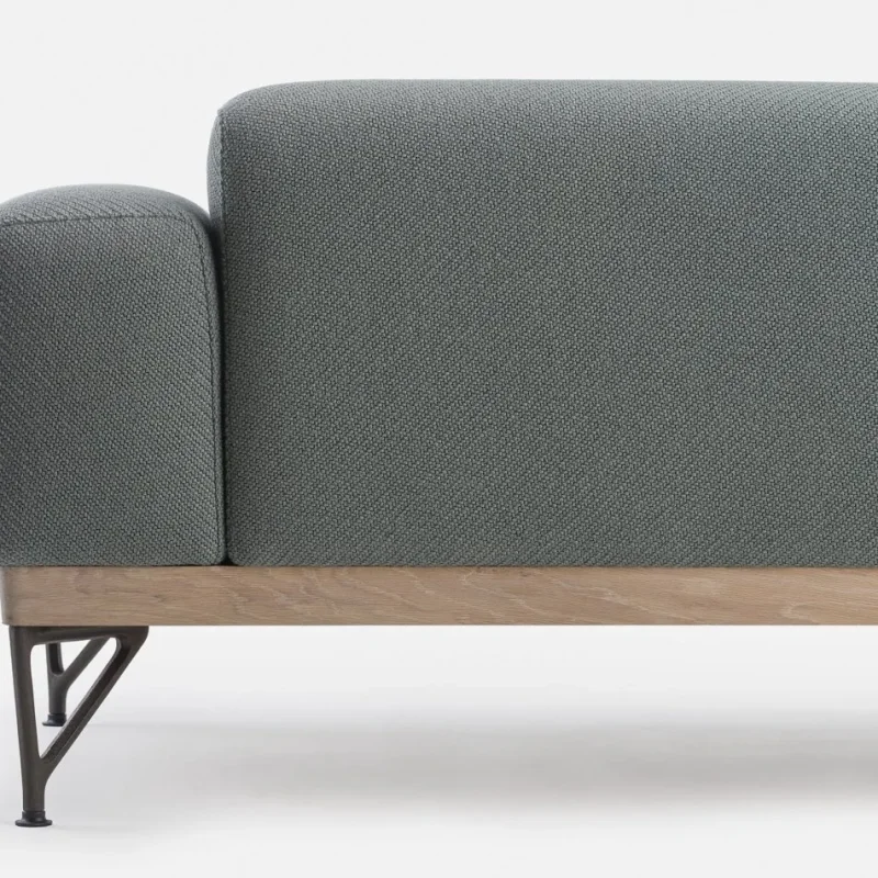 386 Armstrong Sofa – De La Espada at Mesmetric
