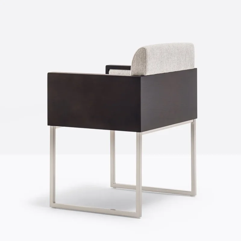 Box 740 – Pedrali at Mesmetric