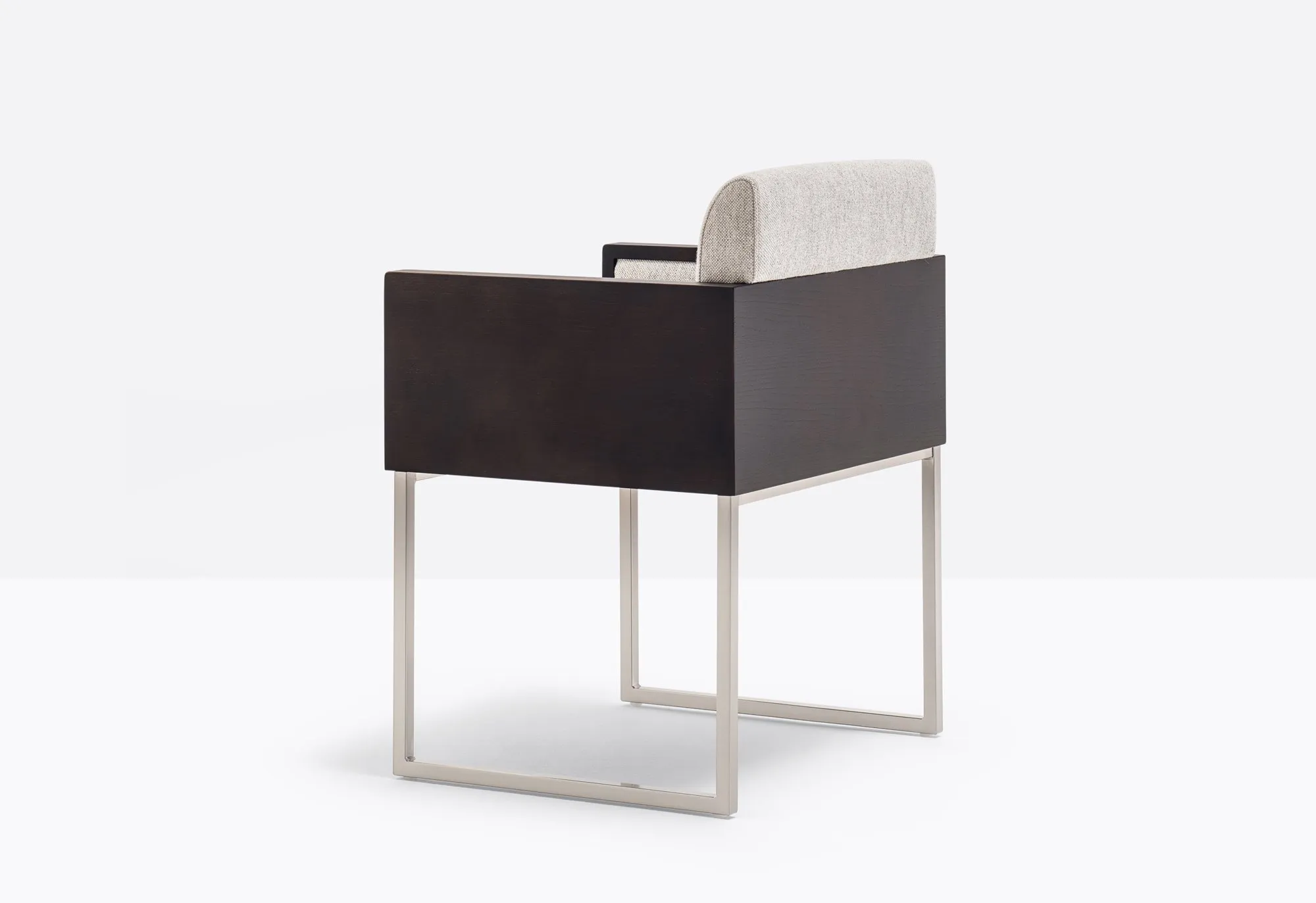 Box 740 – Pedrali at Mesmetric