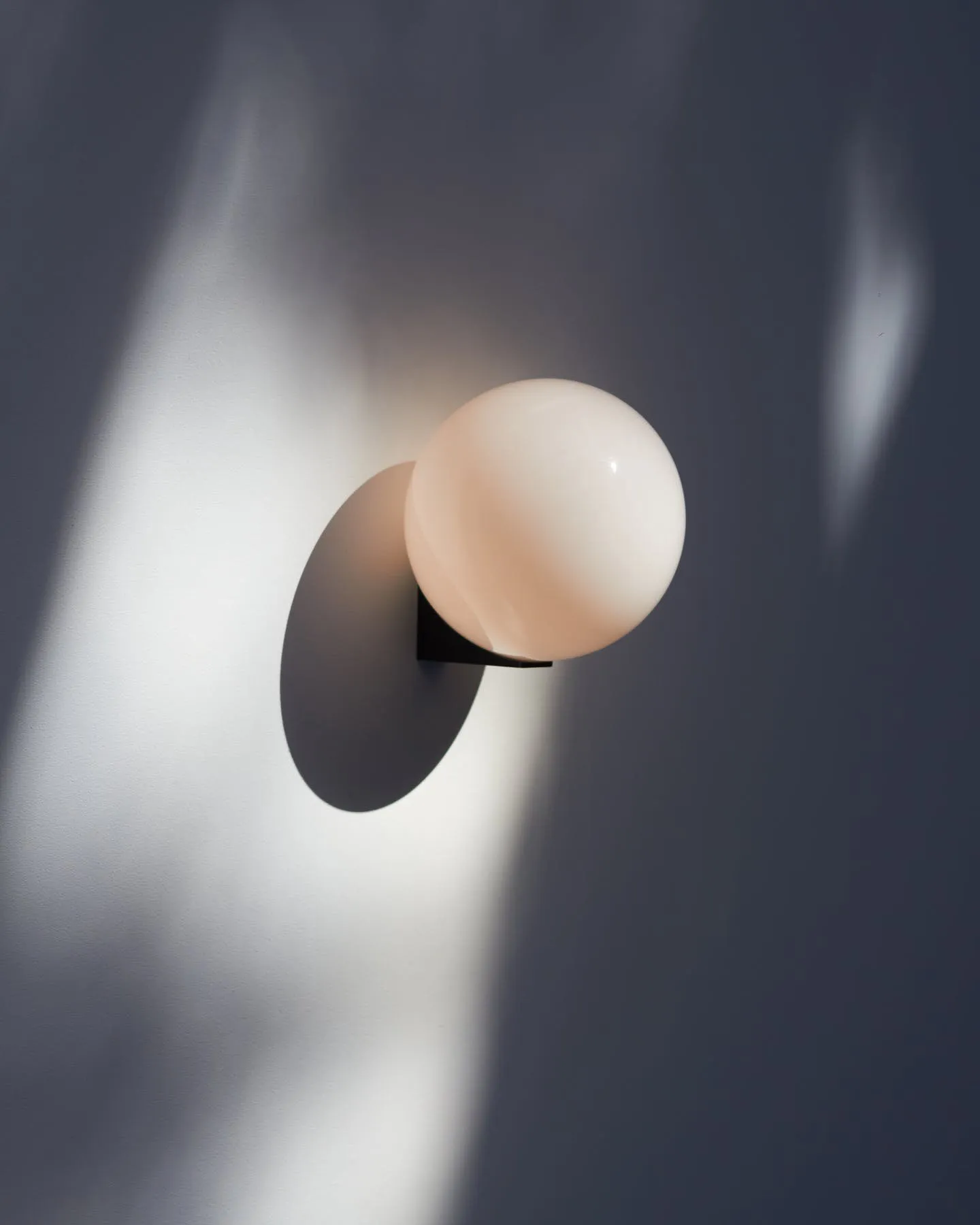 Brass Architectural Single Sconce 150 - Michael Anastassiades w Mesmetric
