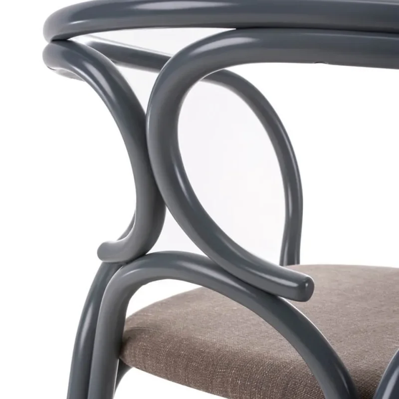 Brezel – Gebrüder Thonet Vienna at Mesmetric