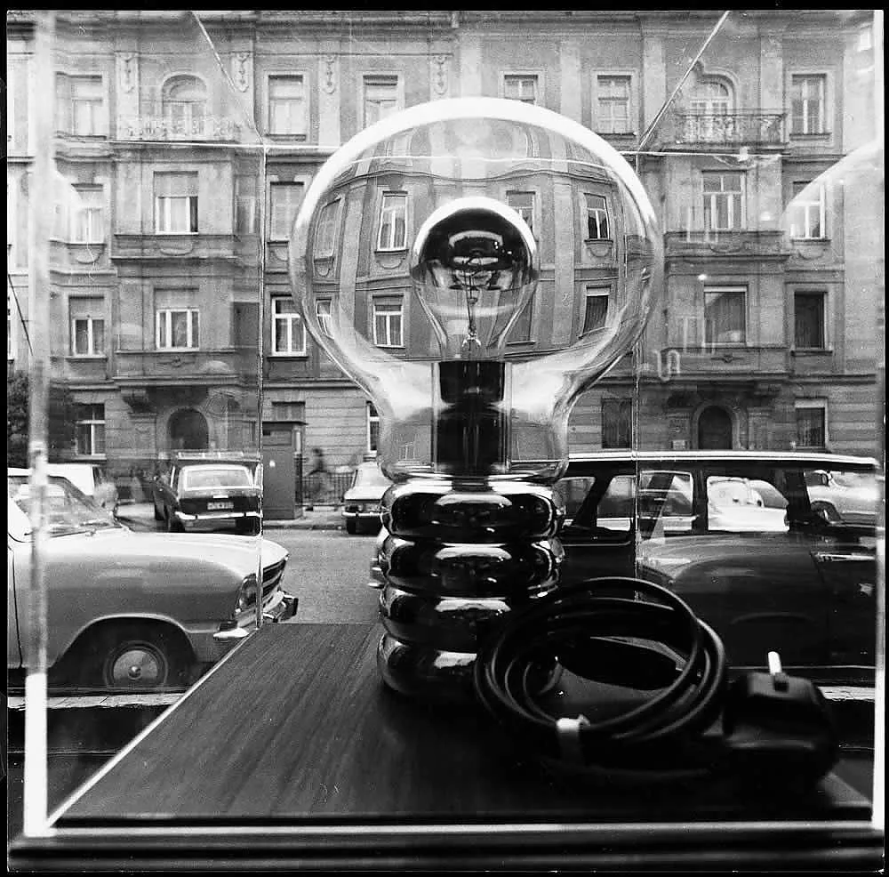 Bulb – Ingo Maurer at Mesmetric