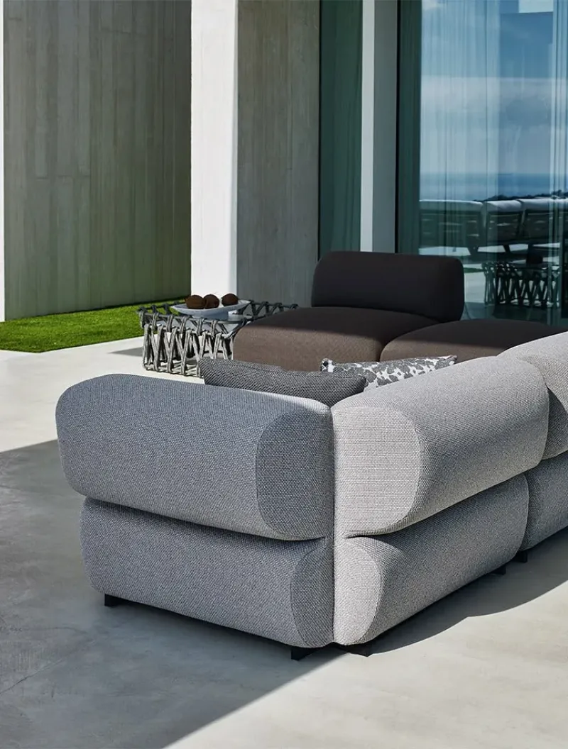 Butterfly Outdoor - B&B Italia Outdoor w Mesmetric
