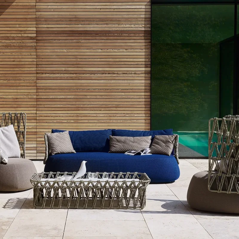 Butterfly Outdoor - B&B Italia Outdoor w Mesmetric