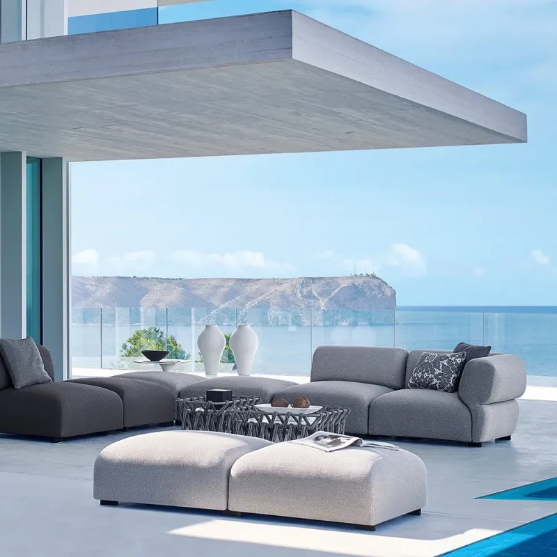 Butterfly Outdoor - B&B Italia Outdoor w Mesmetric