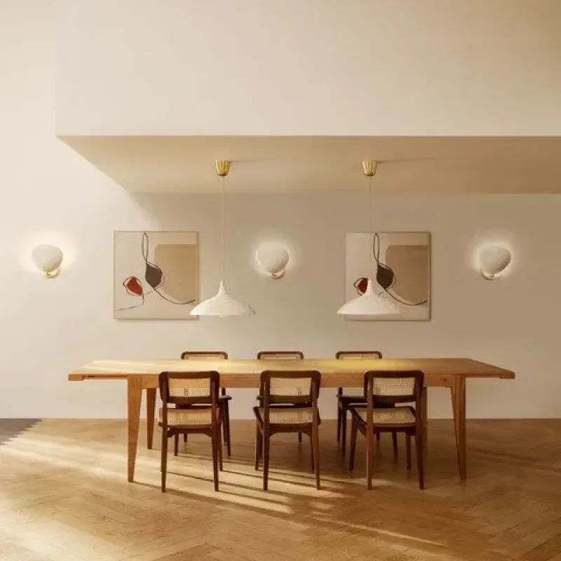 C-chair dining