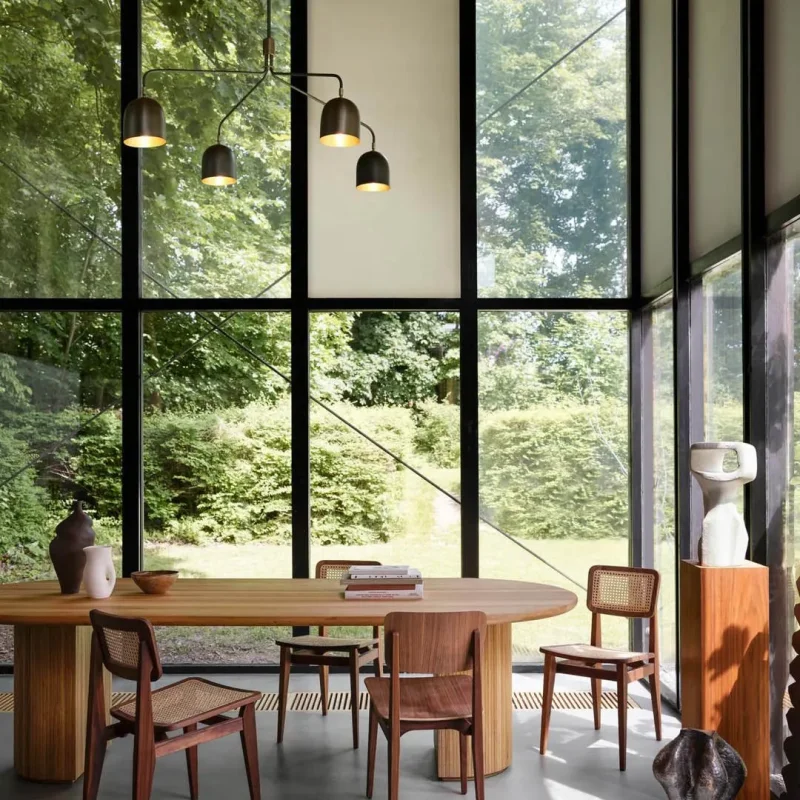 C-chair dining