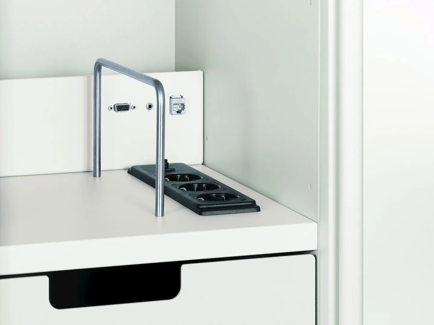 Caddy – Vitra at Mesmetric