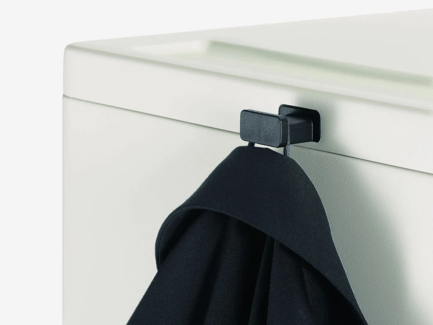 Caddy – Vitra at Mesmetric
