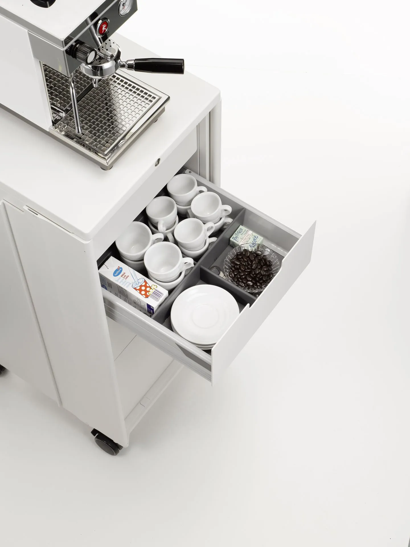 Caddy – Vitra at Mesmetric