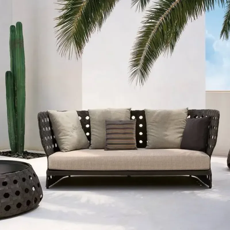 Canasta - B&B Italia Outdoor w Mesmetric