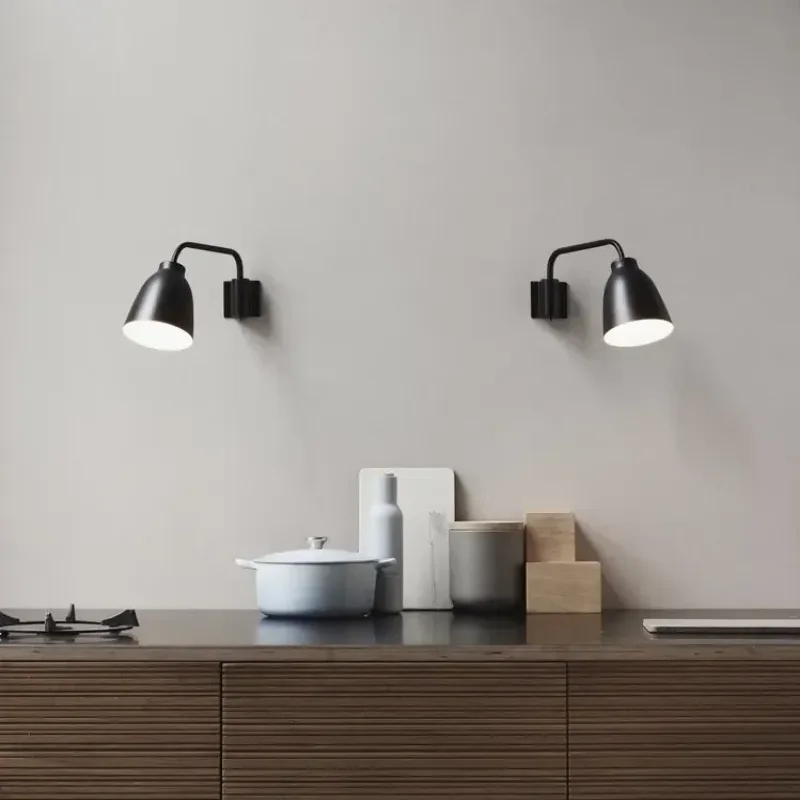 Caravaggio™ Read - Fritz Hansen w Mesmetric