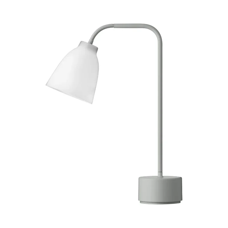 Caravaggio™ Table - Fritz Hansen w Mesmetric