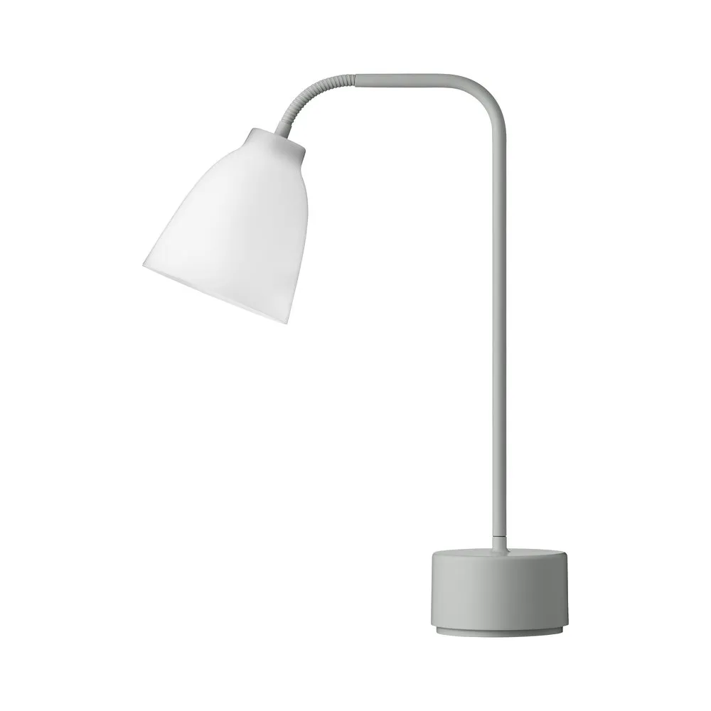 Caravaggio™ Table - Fritz Hansen w Mesmetric