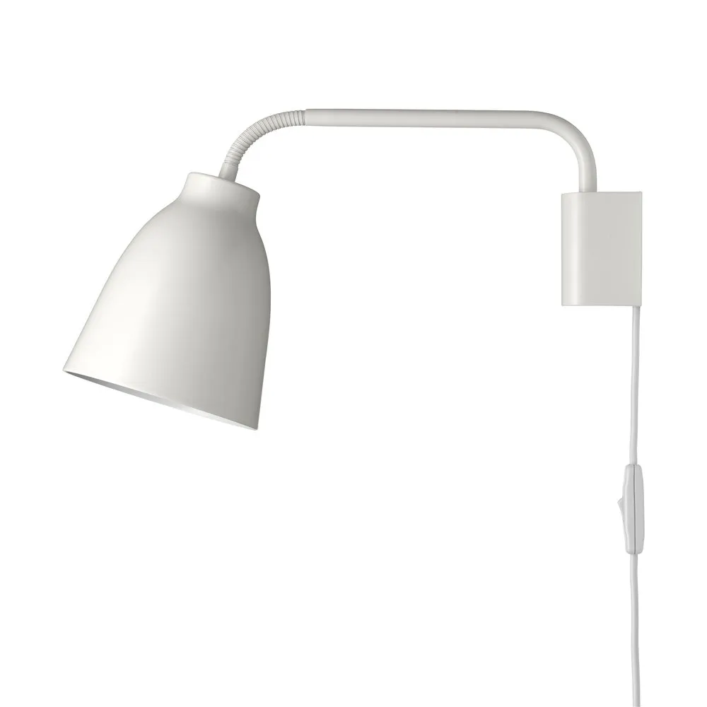 Caravaggio™ Read - Fritz Hansen w Mesmetric