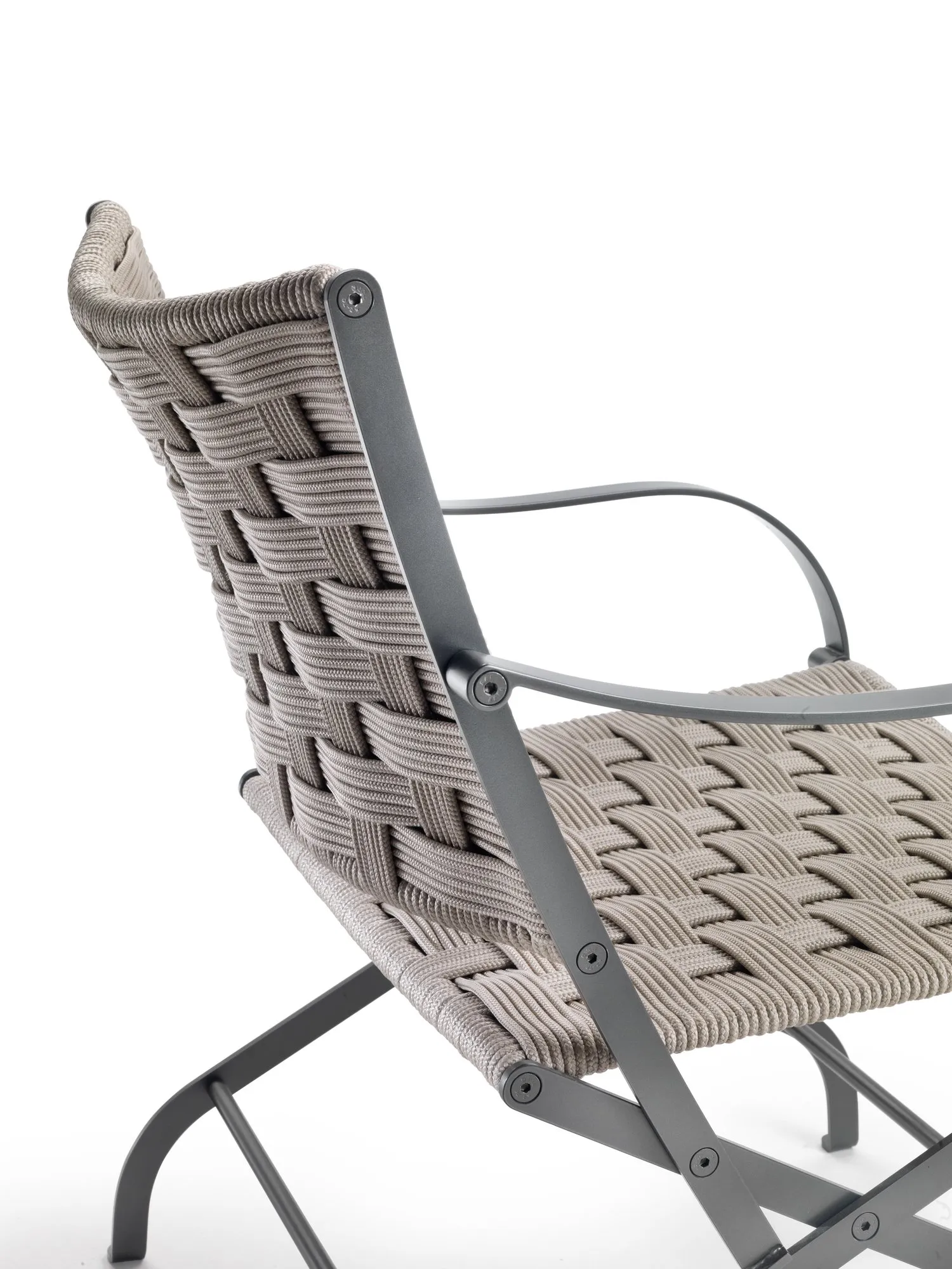 Carlotta Outdoor - Flexform w Mesmetric
