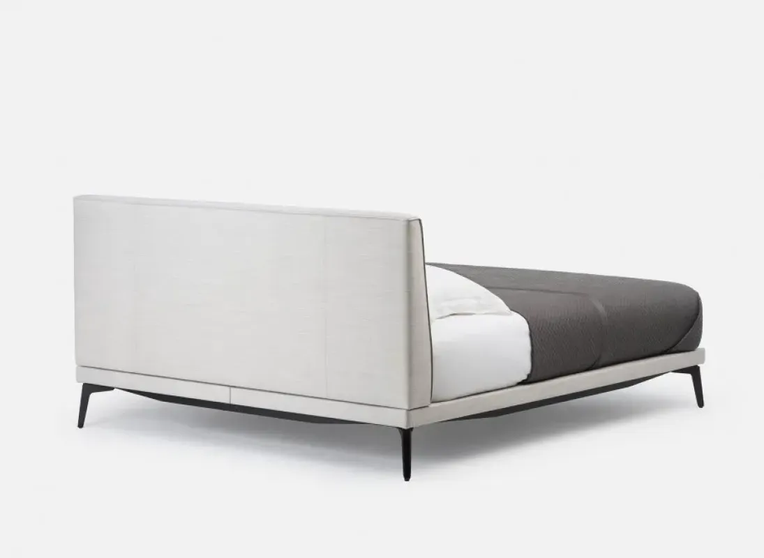 400 Mcqueen – De La Espada at Mesmetric