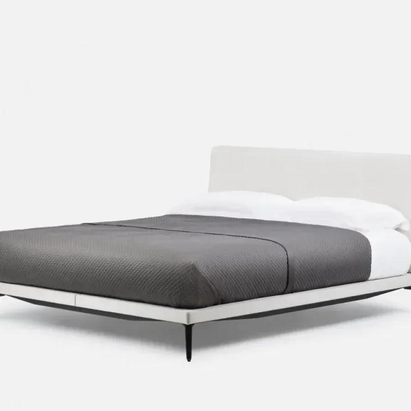 400 Mcqueen – De La Espada at Mesmetric