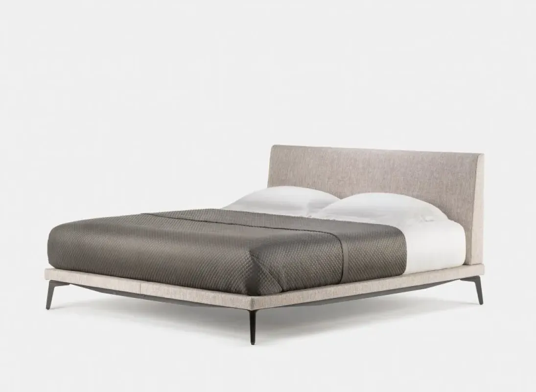 400 Mcqueen – De La Espada at Mesmetric
