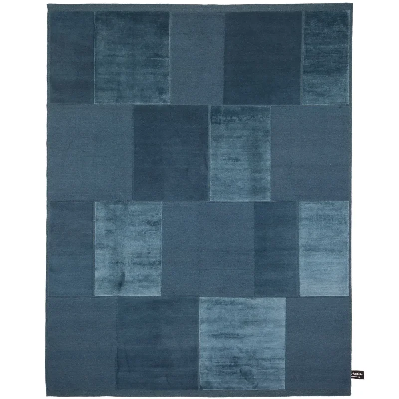 Casellario Monocromo – CC-Tapis at Mesmetric