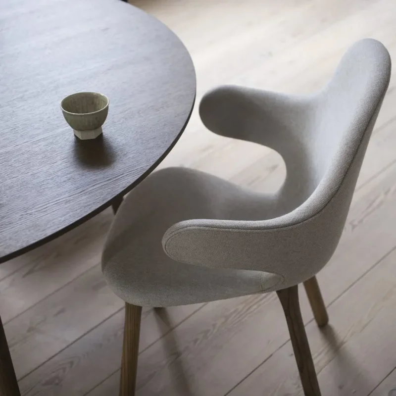 Catch Chair JH1 - & Tradition w Mesmetric