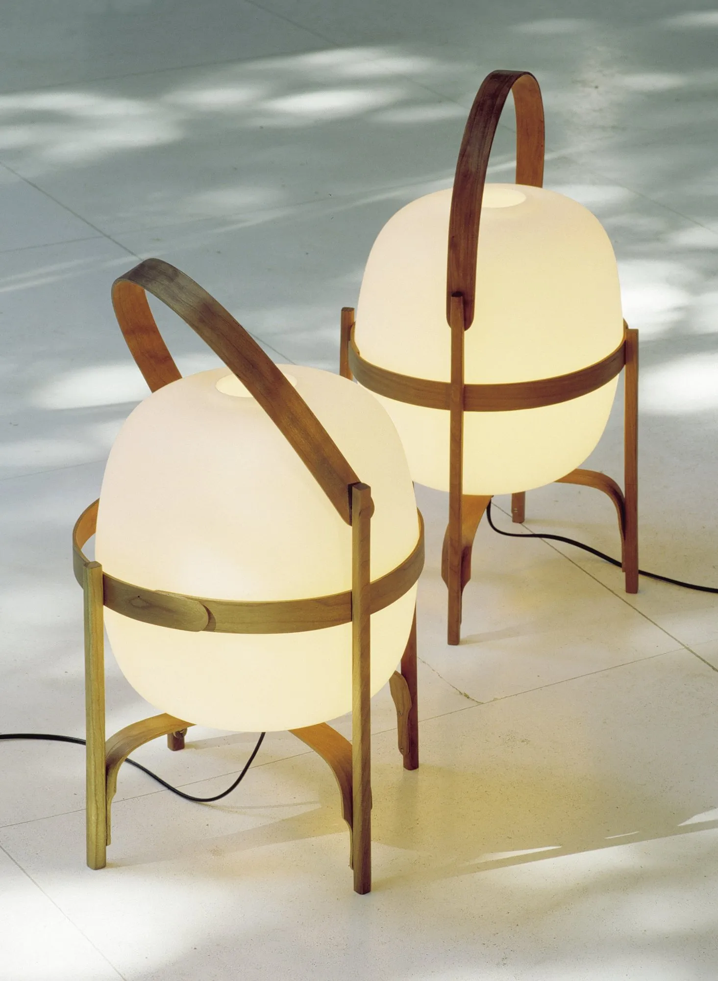 Cesta cestita – Santa & Cole at Mesmetric