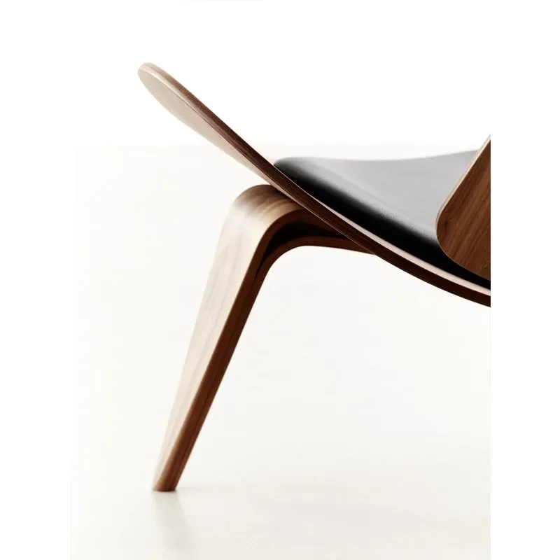 CH07 Shell Chair - Carl Hansen w Mesmetric