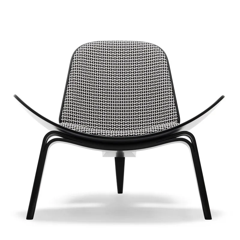CH07 Shell Chair - Carl Hansen w Mesmetric