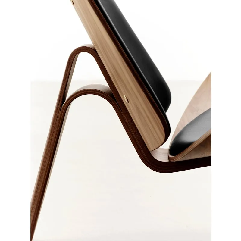 CH07 Shell Chair - Carl Hansen w Mesmetric