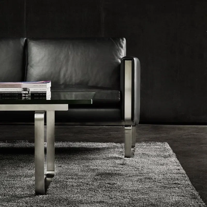 CH106/108 - Carl Hansen w Mesmetric