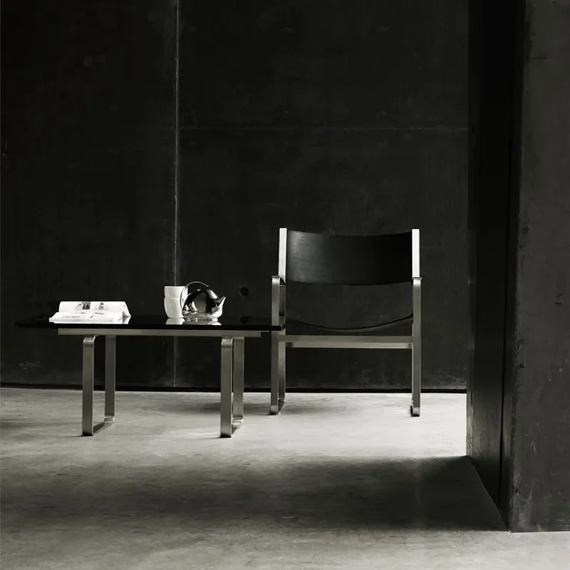 CH106/108 - Carl Hansen w Mesmetric