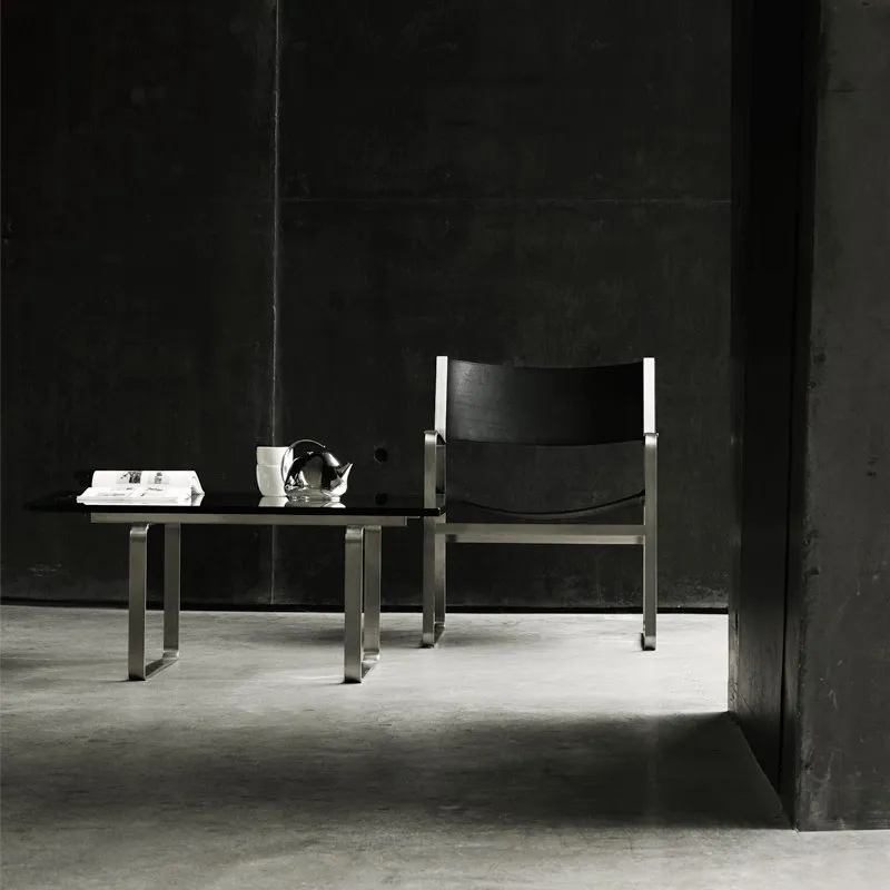 CH106/108 - Carl Hansen w Mesmetric