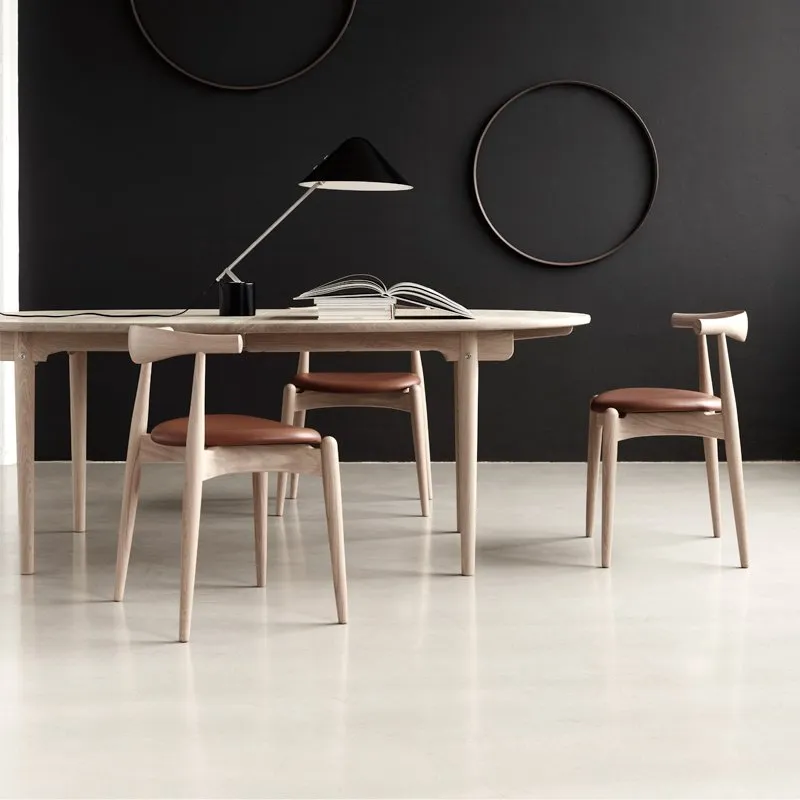 CH20 Elbow Chair - Carl Hansen w Mesmetric
