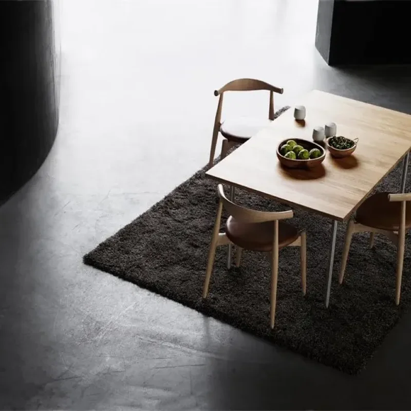 CH20 Elbow Chair - Carl Hansen w Mesmetric