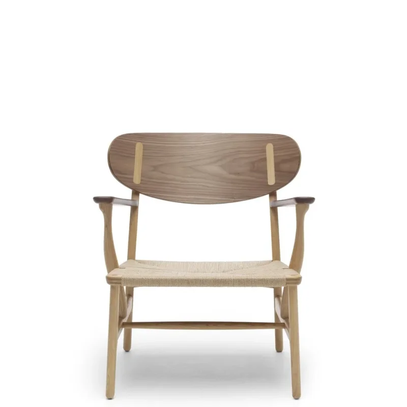 CH22 Lounge Chair