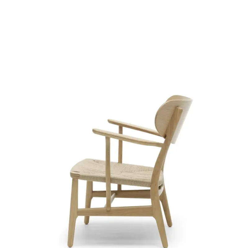 CH22 Lounge Chair