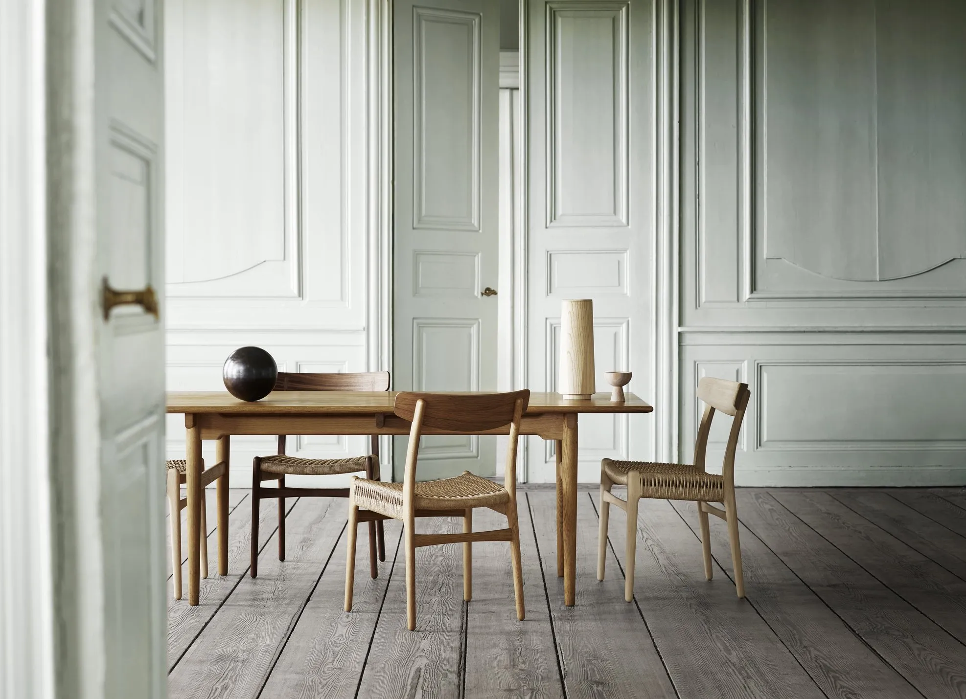 CH23 - Carl Hansen w Mesmetric