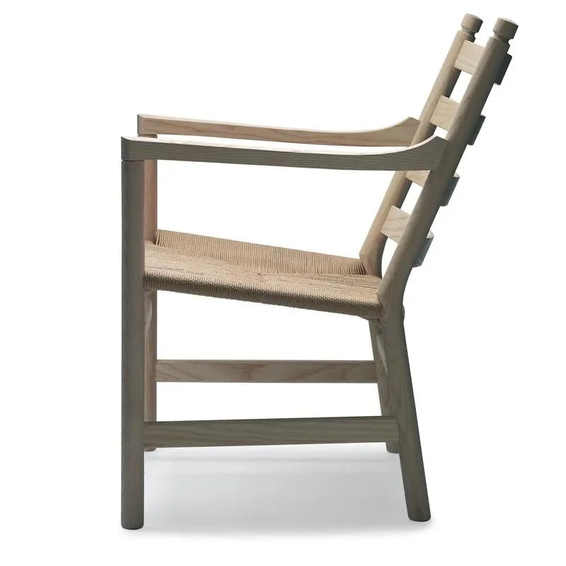 CH44 – Carl Hansen at Mesmetric