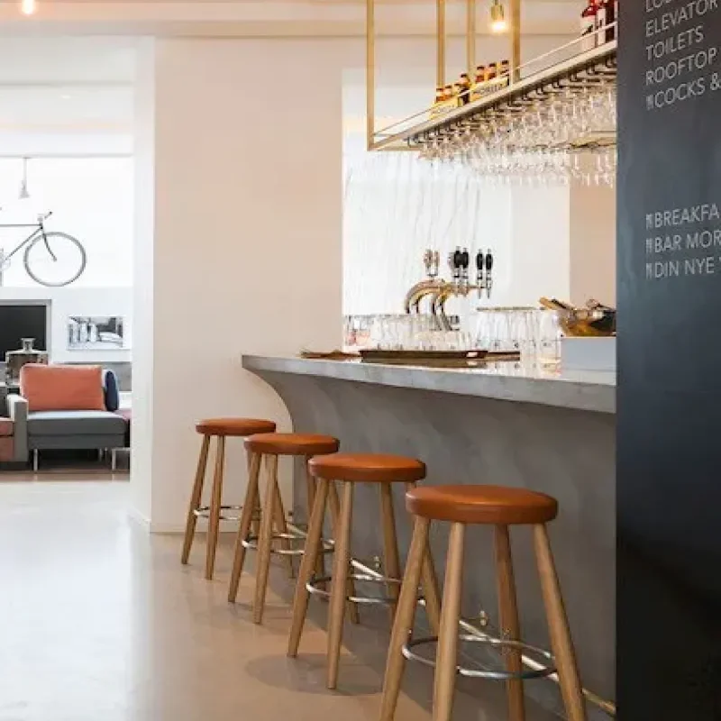 CH56 & CH58 – Carl Hansen at Mesmetric