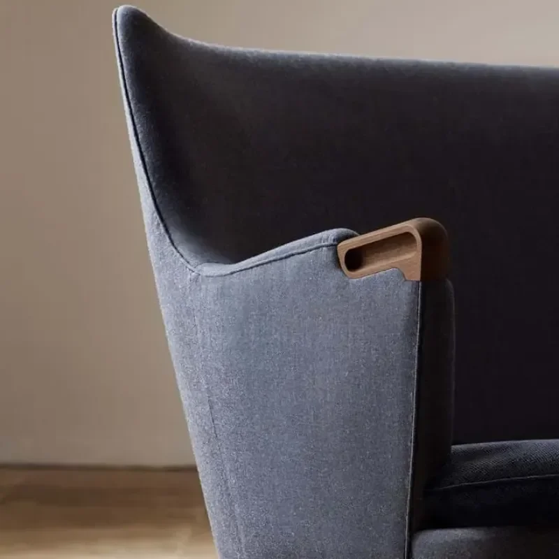 CH72 - Carl Hansen w Mesmetric