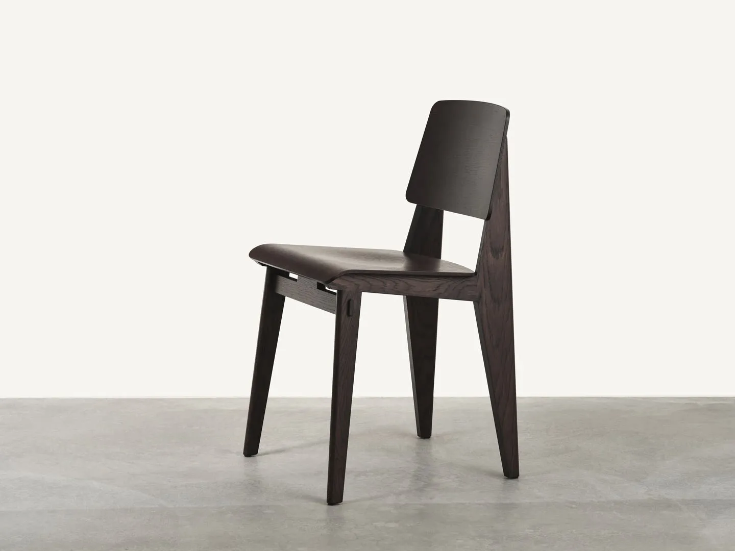 Chaise Tout Bois – Vitra at Mesmetric