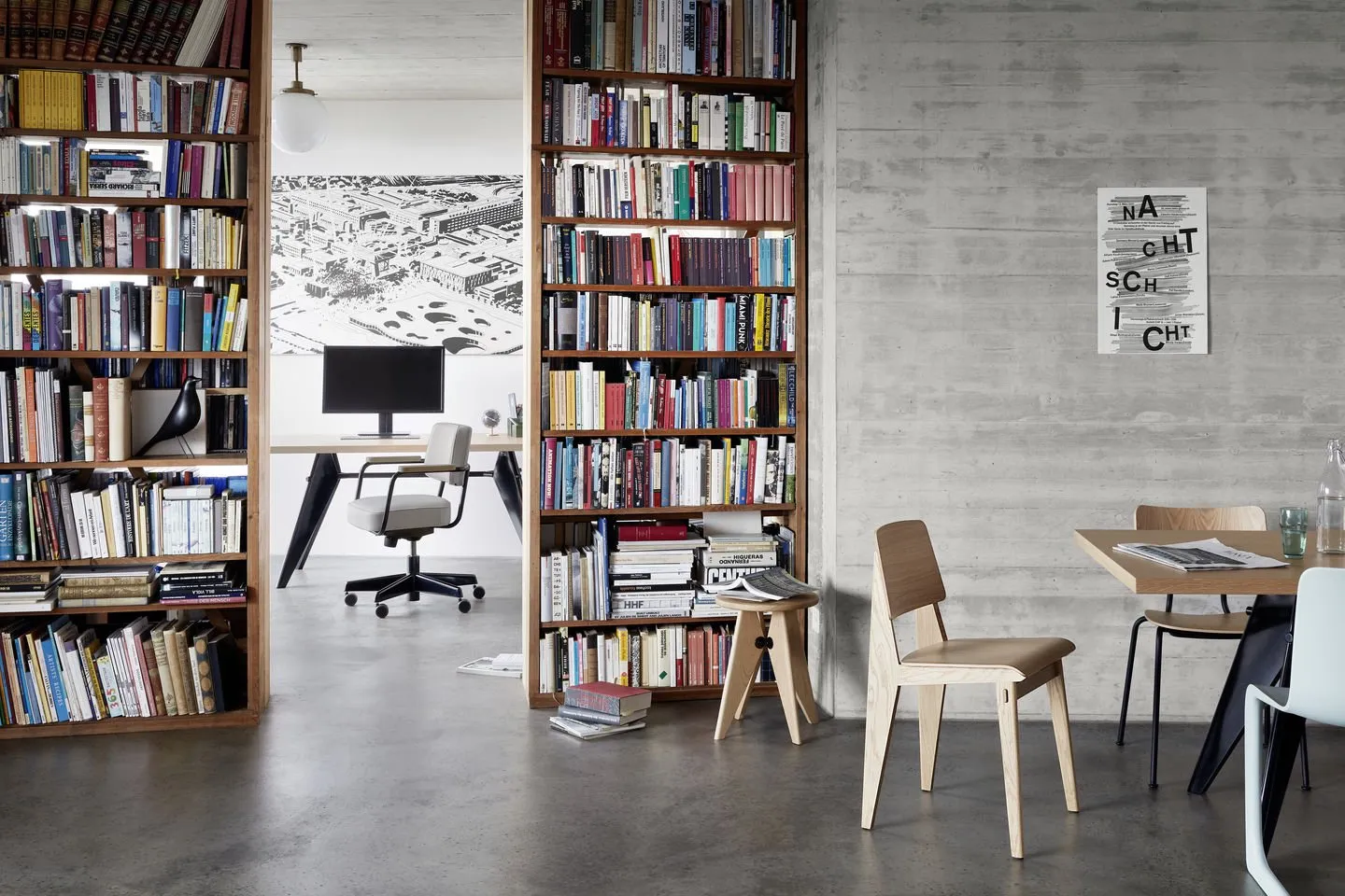 Chaise Tout Bois – Vitra at Mesmetric