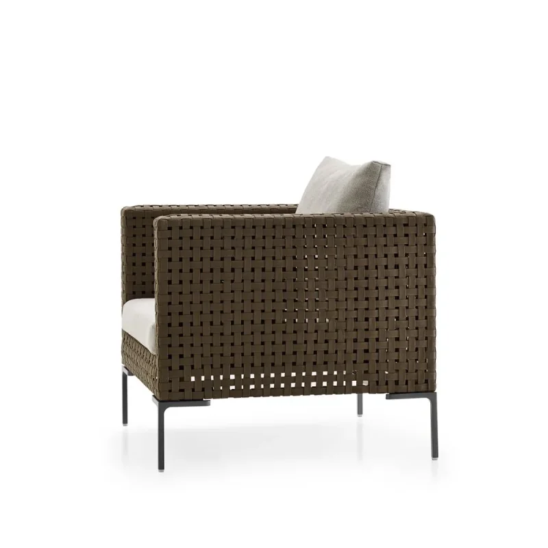 Charles Outdoor – B&B Italia Outdoor at Mesmetric