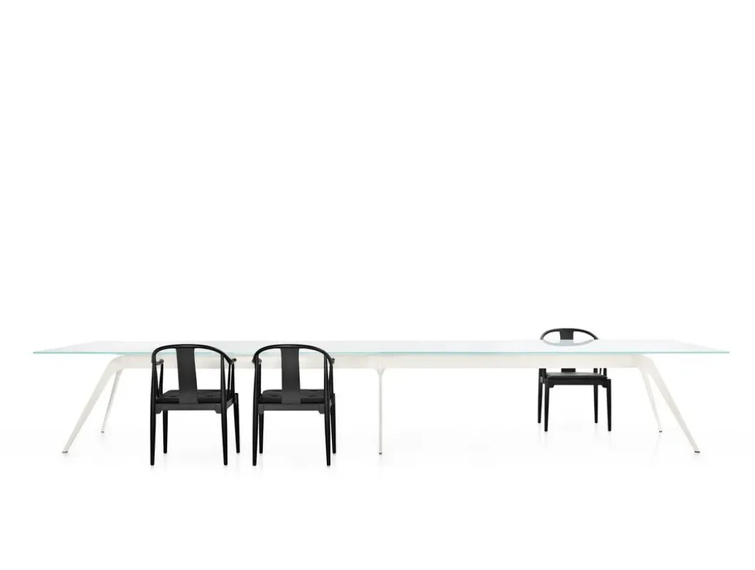 China Chair™ – Fritz Hansen at Mesmetric