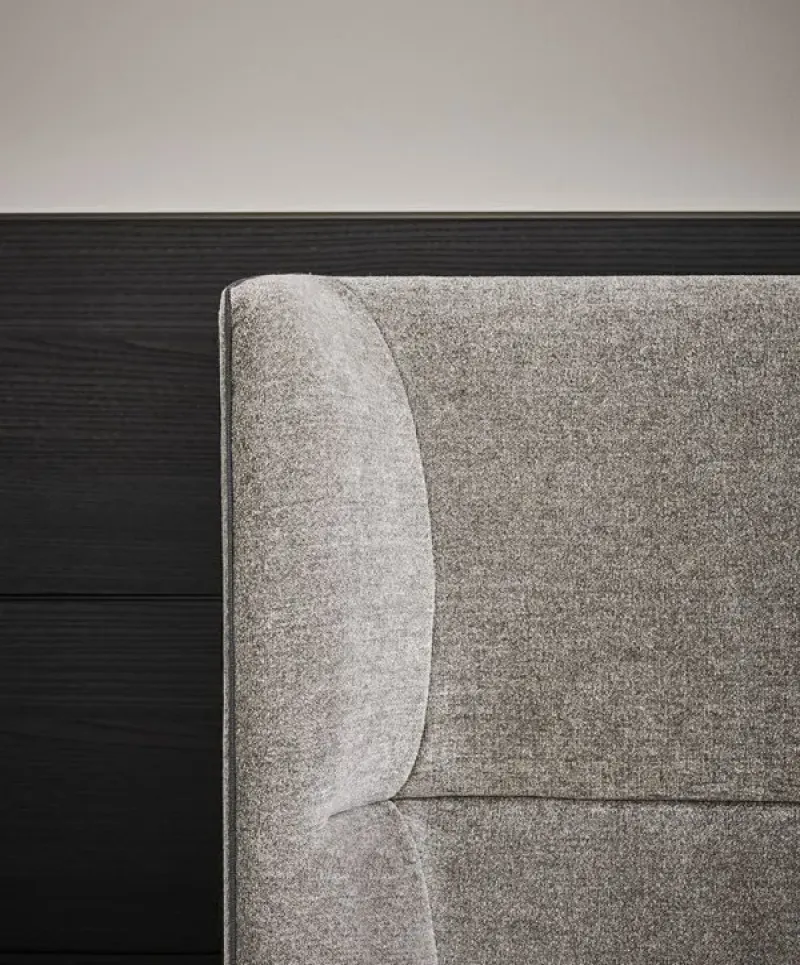 Chloe Bed - Poliform w Mesmetric