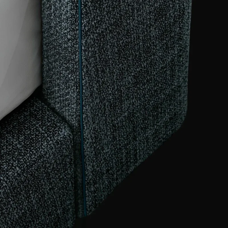 Chloe Bed - Poliform w Mesmetric
